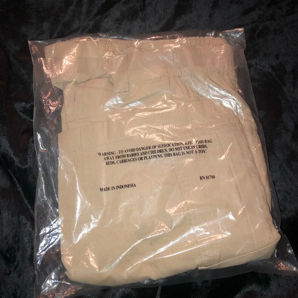 John Blair Cargo Shorts NWT sz 40 - Picture 3 of 3